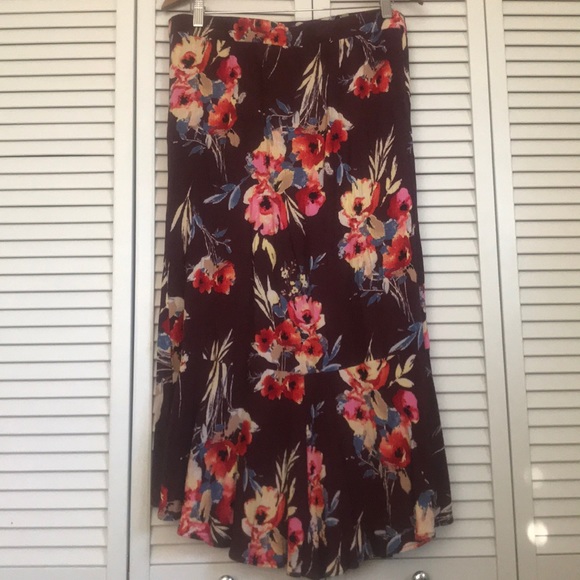 Floral Crop Top and Skirt Set by Xhilaration - Picture 13 of 15